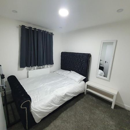 Beautiful Rooms Shaw St And Pine St Бері Екстер'єр фото
