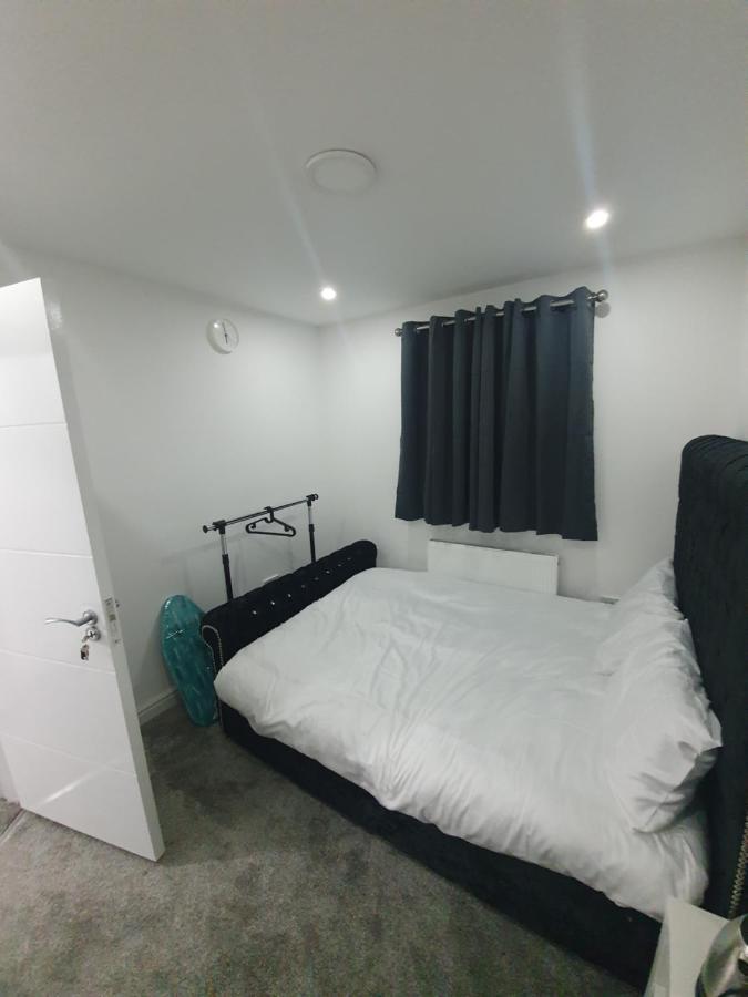 Beautiful Rooms Shaw St And Pine St Бері Екстер'єр фото