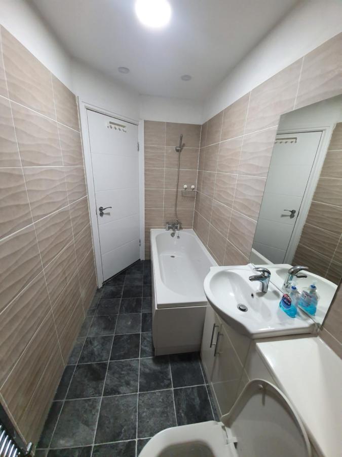 Beautiful Rooms Shaw St And Pine St Бері Екстер'єр фото