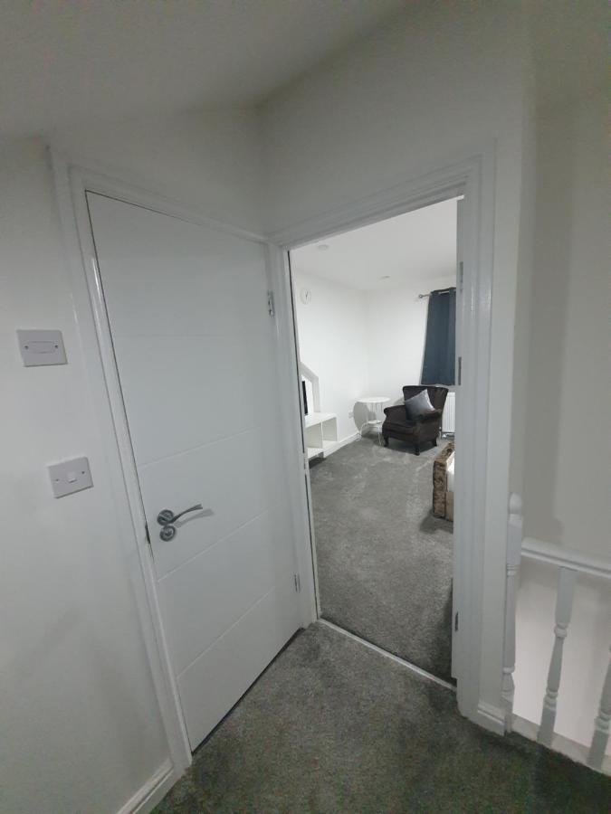 Beautiful Rooms Shaw St And Pine St Бері Екстер'єр фото