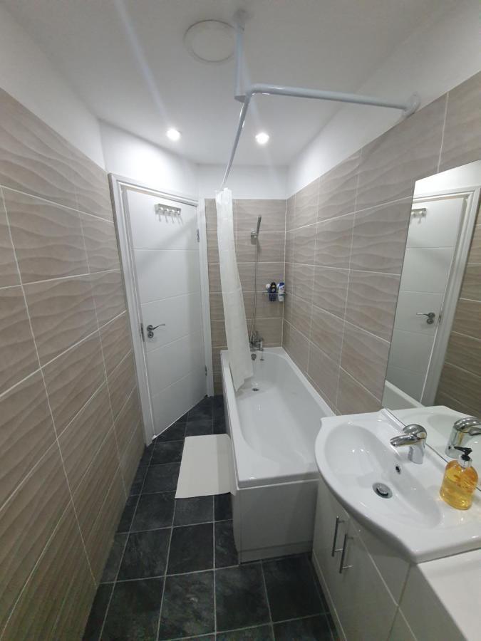 Beautiful Rooms Shaw St And Pine St Бері Екстер'єр фото