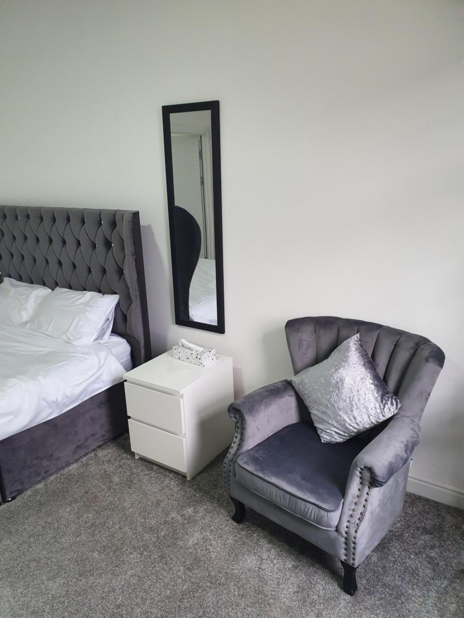 Beautiful Rooms Shaw St And Pine St Бері Номер фото